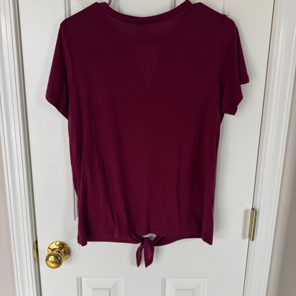 jerry leigh Maroon Tee with “The Struggle is Real" Junior Size Large - Picture 6 of 6